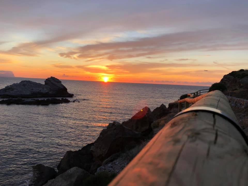 B&B Le Onde Praiola Terrasini Kültér fotó