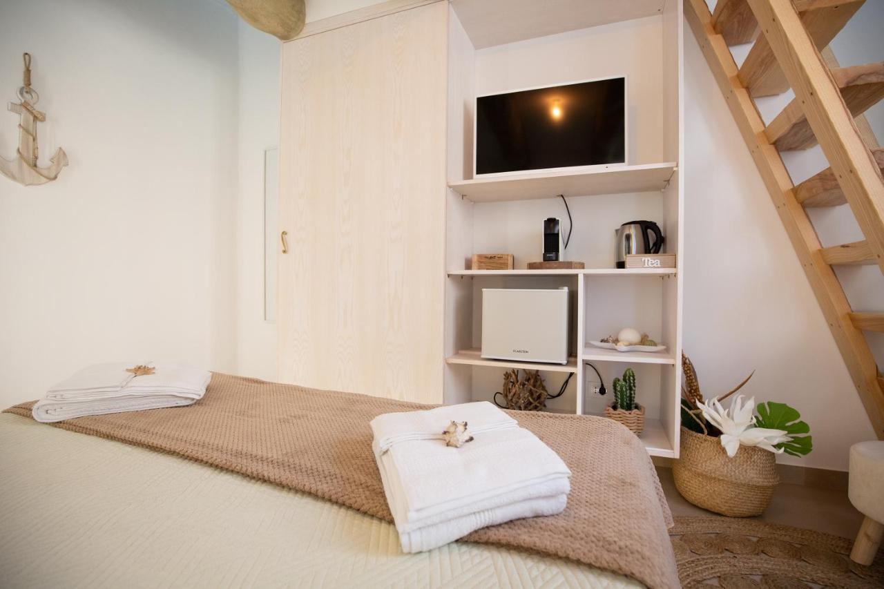B&B Le Onde Praiola Terrasini Kültér fotó